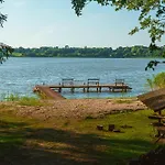 Przystan - Nad Jeziorem Semesteranläggning (resort)