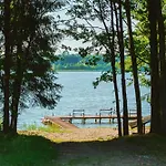 Semesteranläggning (resort) Przystan - Nad Jeziorem Jeziorany