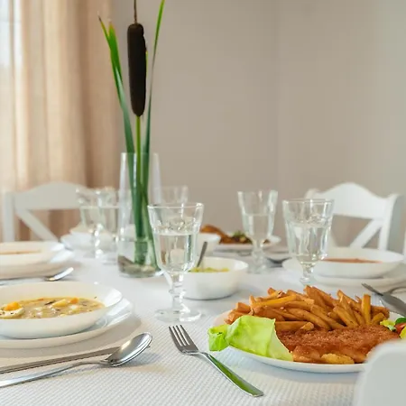 Resort Przystan - Nad Jeziorem Jeziorany