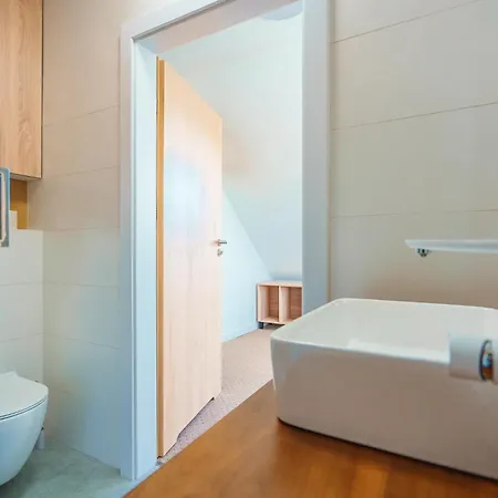 Przystan - Nad Jeziorem Resort *