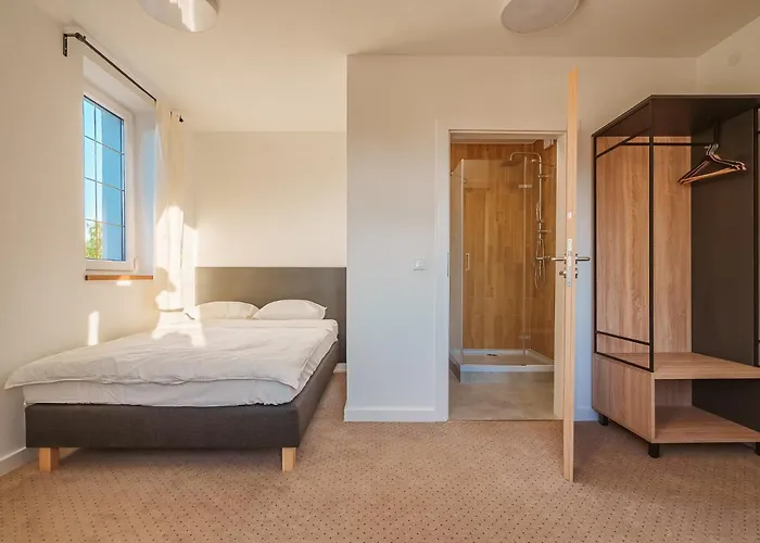 Przystan - Nad Jeziorem Rezort *