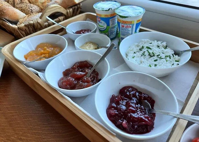 Przystan - Nad Jeziorem Rezort